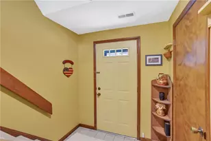 114 Longfellow Ct, Pittsburgh, PA 15218 - Photo 4