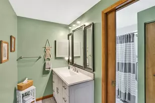 114 Longfellow Ct, Pittsburgh, PA 15218 - Photo 18