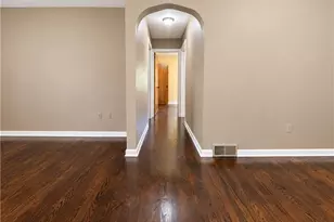 1105 Woodside Ave, Ellwood City, PA 16117 - Photo 18