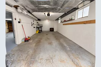 1105 Woodside Ave, Ellwood City, PA 16117 - Photo 34