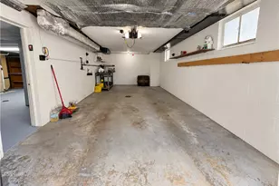 1105 Woodside Ave, Ellwood City, PA 16117 - Photo 34