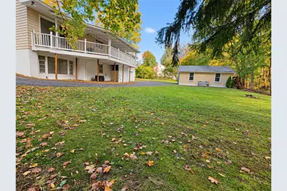 1105 Woodside Ave, Ellwood City, PA 16117 - Photo 6