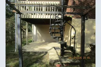 621 Springdale Dr, Pittsburgh, PA 15235 - Photo 4