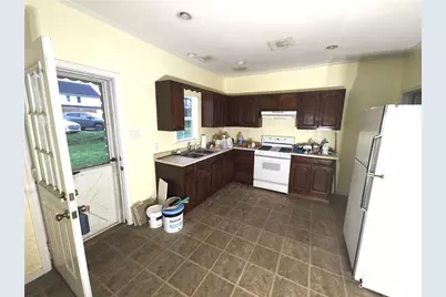 180 Connellsville St, Fayette City, PA 15438 - Photo 22
