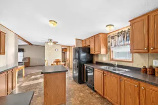173 Cardinal Dr, Hempfield Township, PA 15644 - Photo 20