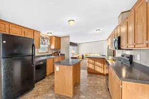 173 Cardinal Dr, Hempfield Township, PA 15644 - Photo 22