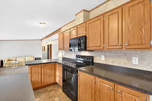 173 Cardinal Dr, Hempfield Township, PA 15644 - Photo 24