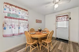 214 S Prospect St, Connellsville, PA 15425 - Photo 6