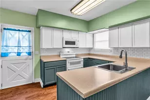 607 Walnut St, Irwin, PA 15642 - Photo 10