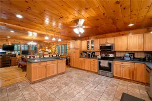 414 Isle Rd, Franklin Township, PA 16001 - Photo 6