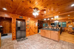 414 Isle Rd, Franklin Township, PA 16001 - Photo 10