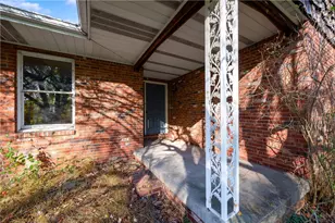 1489 W Sunbury Rd, Clay Township, PA 16061 - Photo 4