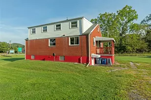 147 W Pennsylvania Ave, New Stanton, PA 15601 - Photo 36