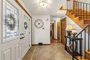 2335 Cassidy Dr, Bethel Park, PA 15102 - Photo 4