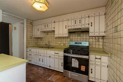 265 Sherwood Dr, Monaca, PA 15061 - Photo 6