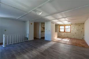 265 Sherwood Dr, Monaca, PA 15061 - Photo 4