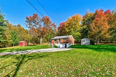 106 Flamingo Dr, Cranberry Township, PA 16066 - Photo 2