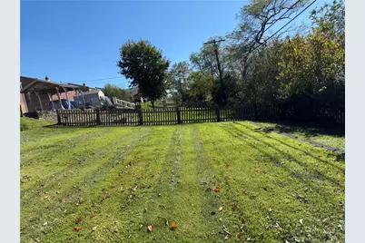 246 Creston Dr, West Mifflin, PA 15122 - Photo 26