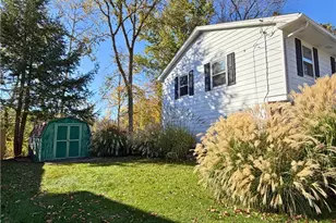 700 Ridgeway Ave, Grove City Boro, PA 16127 - Photo 2