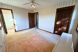 700 Ridgeway Ave, Grove City Boro, PA 16127 - Photo 20