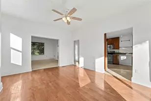 1880 Clayton Ave, Pittsburgh, PA 15214 - Photo 10