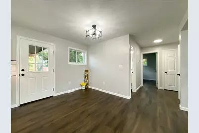 111 Hickory Dr, Chippewa Township, PA 15010 - Photo 12