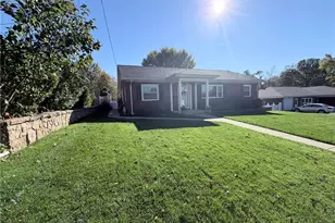 340 Pershing Ave, Blairsville Area, PA 15717 - Photo 2