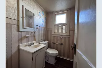 456 Ormond, Sharon, PA 16146 - Photo 14