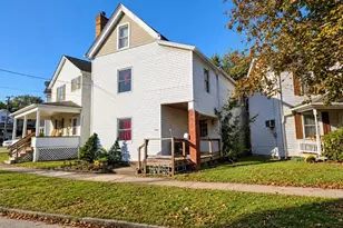 286 Sherman Ave, Vandergrift, PA 15690 - Photo 1