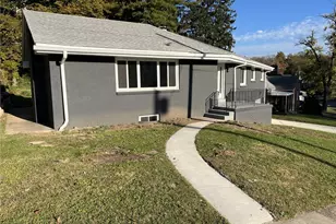 2911 Myer Blvd, McKeesport, PA 15132 - Photo 2