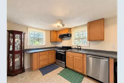 2925 Idaho Ave, Bethel Park, PA 15102 - Photo 8