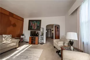 512 Reynolds St, McKeesport, PA 15132 - Photo 6