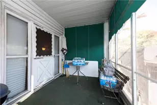 512 Reynolds St, McKeesport, PA 15132 - Photo 12
