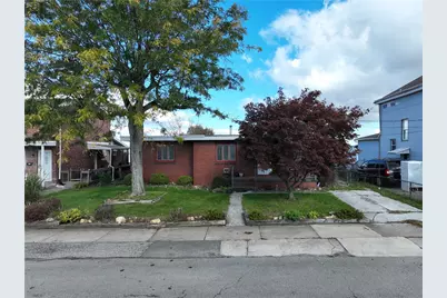 319 Prospect St, Uniontown, PA 15401 - Photo 1