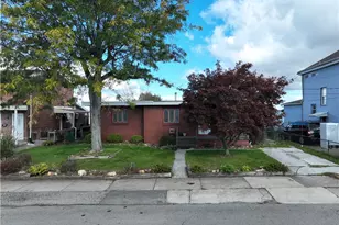 319 Prospect St, Uniontown, PA 15401 - Photo 1
