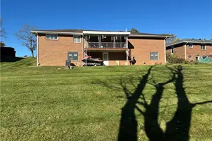 135 Dartmouth Way, Center Township, PA 15001 - Photo 34
