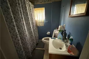 410 3rd St, Marianna Boro, PA 15345 - Photo 16
