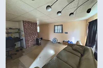 10 Step St, East Bethlehem, PA 15348 - Photo 2