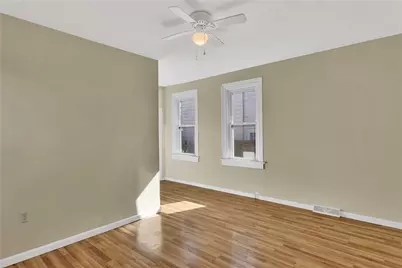 206 3rd St, Freeport, PA 16229 - Photo 6
