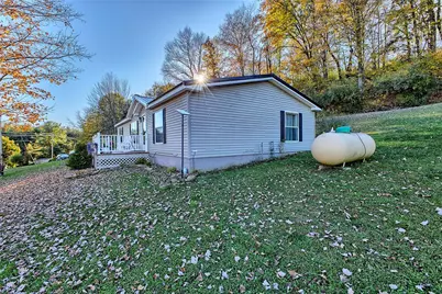 2815 Pine Vale Rd, Montgomery-Grant, PA 15742 - Photo 34