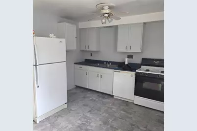 3 Fairlawn Blvd #D, Zelienople, PA 16063 - Photo 2