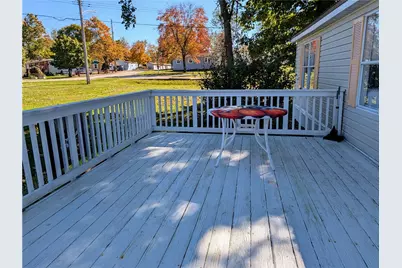 204 Peach Ct, Economy, PA 15143 - Photo 4