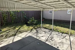 718 E Reynolds St, New Castle, PA 16101 - Photo 22