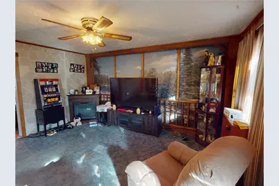 318 Beechwood Ave, Farrell, PA 16121 - Photo 12