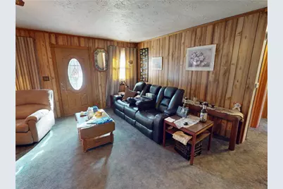 318 Beechwood Ave, Farrell, PA 16121 - Photo 16