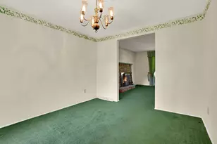 617 Woodburn Ln, Hempfield Township, PA 15601 - Photo 8