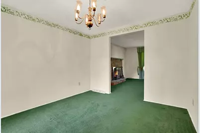 617 Woodburn Ln, Hempfield Township, PA 15601 - Photo 8