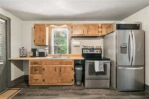 617 Pacek Rd, Unity Township, PA 15601 - Photo 6