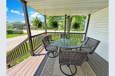 659 6th St, Taylor Township, PA 16160 - Photo 4