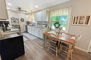 659 6th St, Taylor Township, PA 16160 - Photo 8